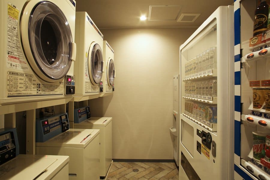 コインランドリー／自動販売機
