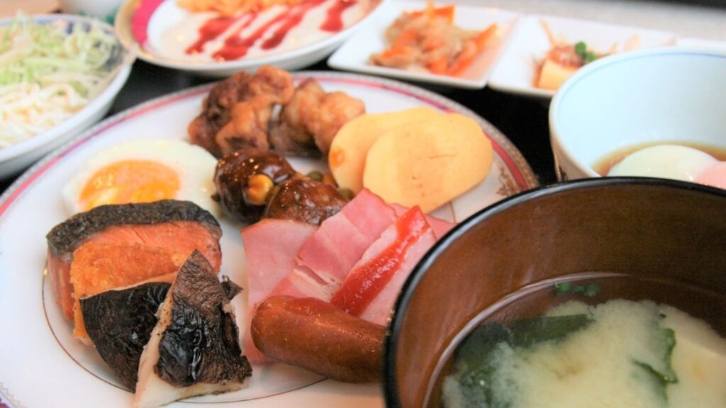 朝食