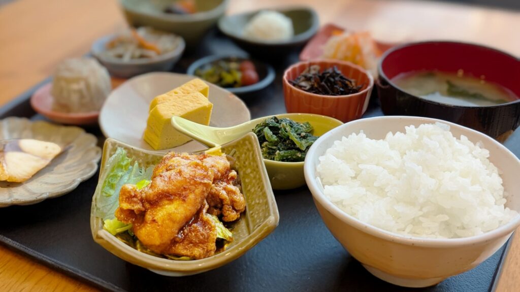 朝食盛り付け例２