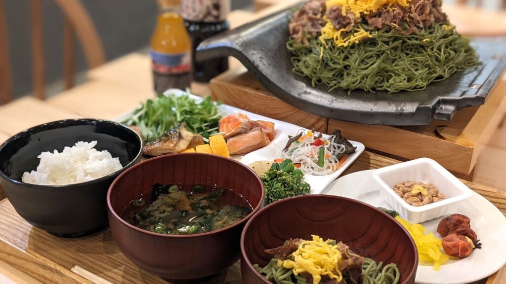 朝食盛り付け例１