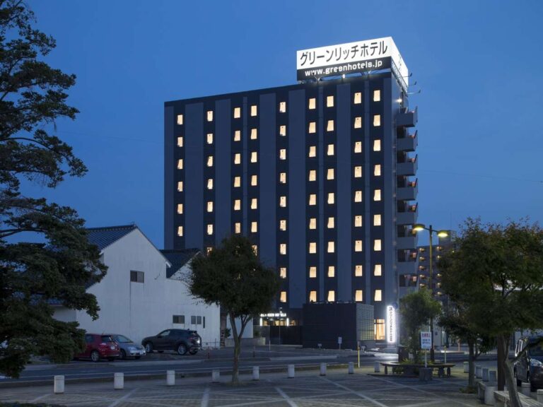 駐車場料金　改定のご案内